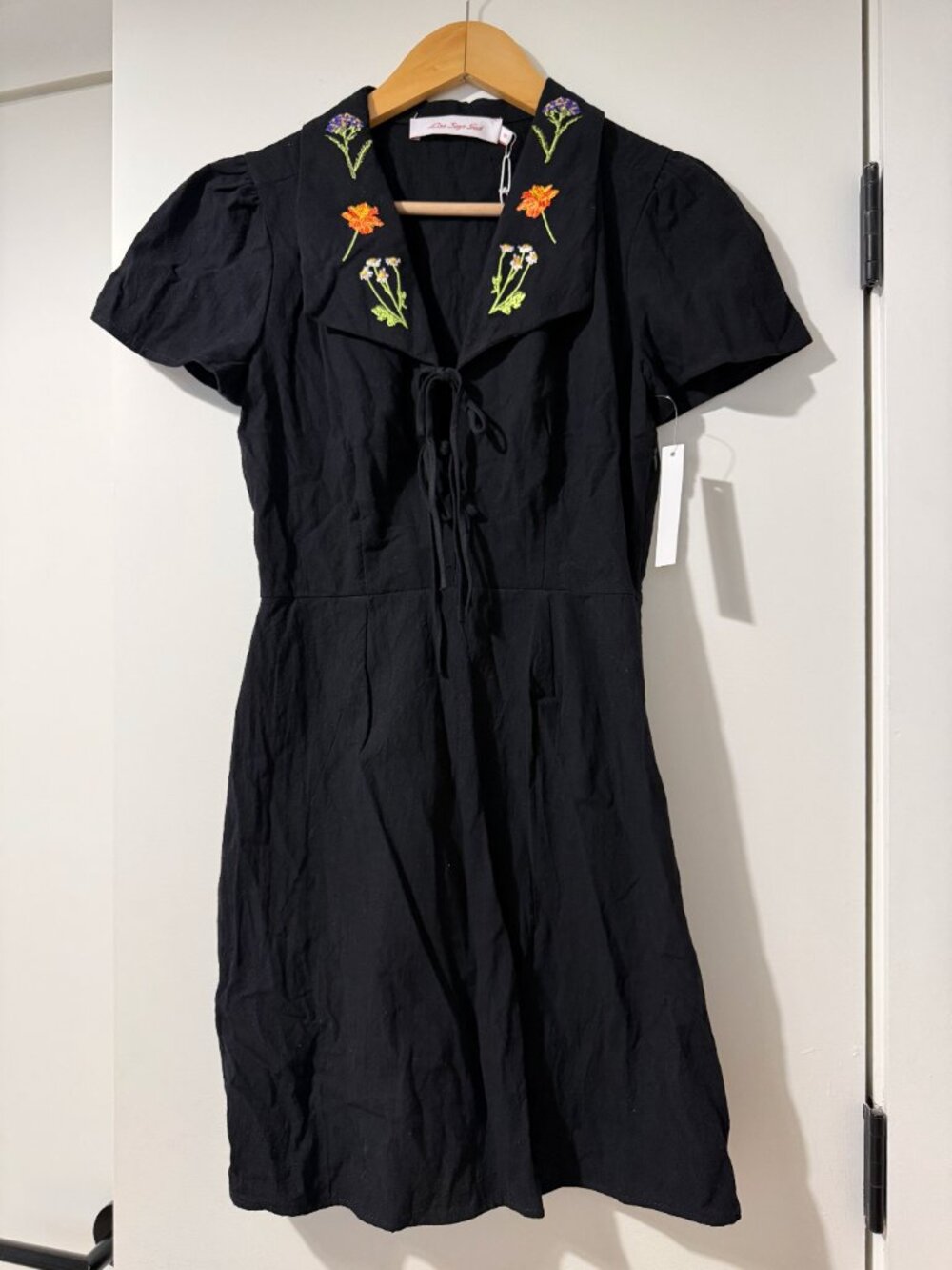NWT Lisa Says Gah Alexa Shirtdress Flower Bouquet Black XS
